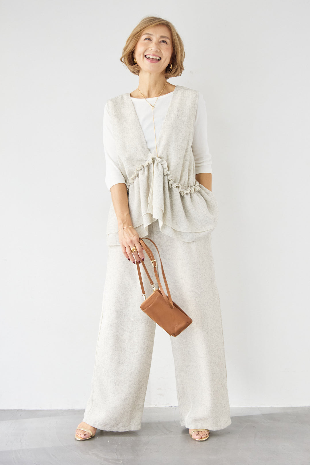 マルチウェイ ラッフルカラーロンパース