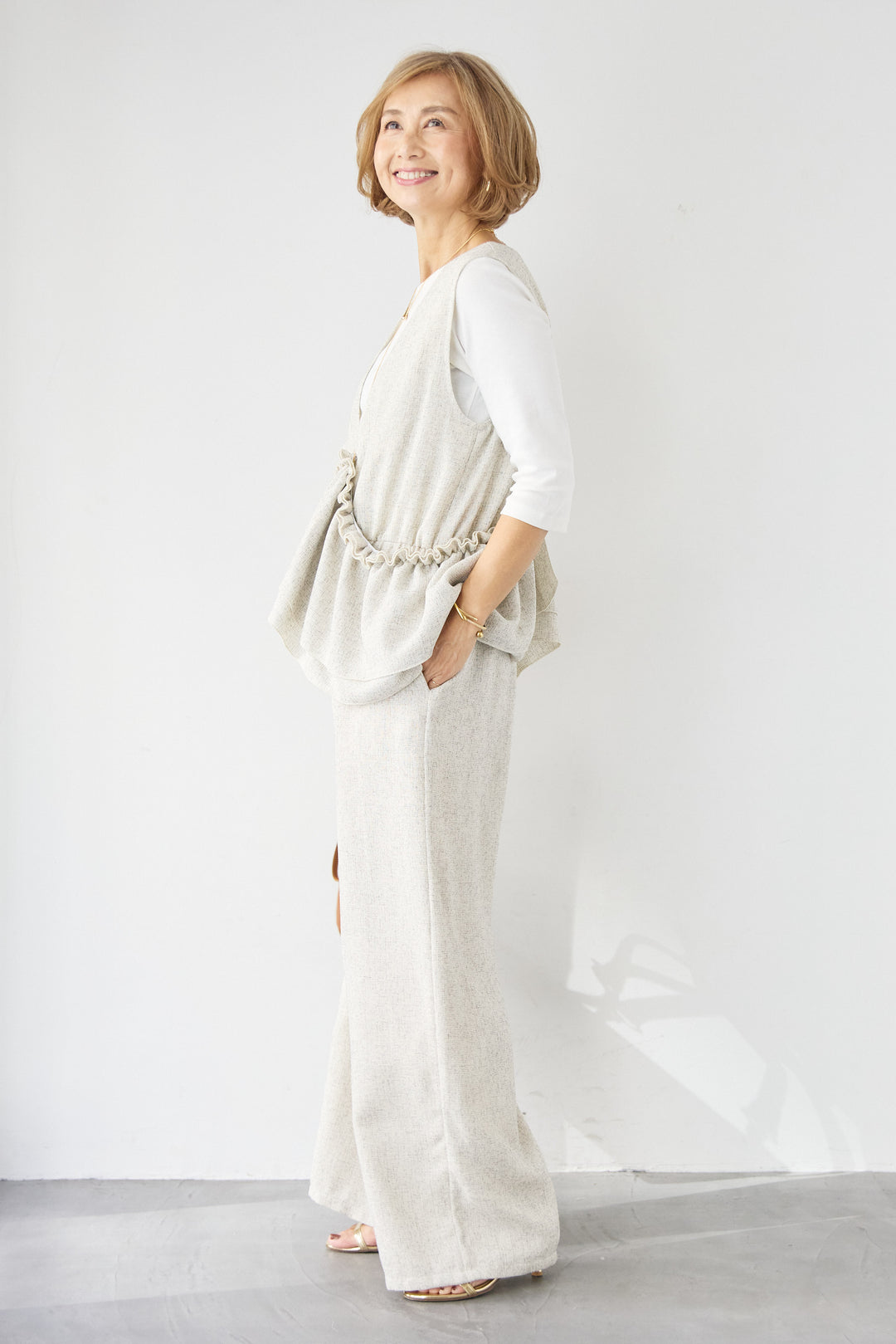 マルチウェイ ラッフルカラーロンパース