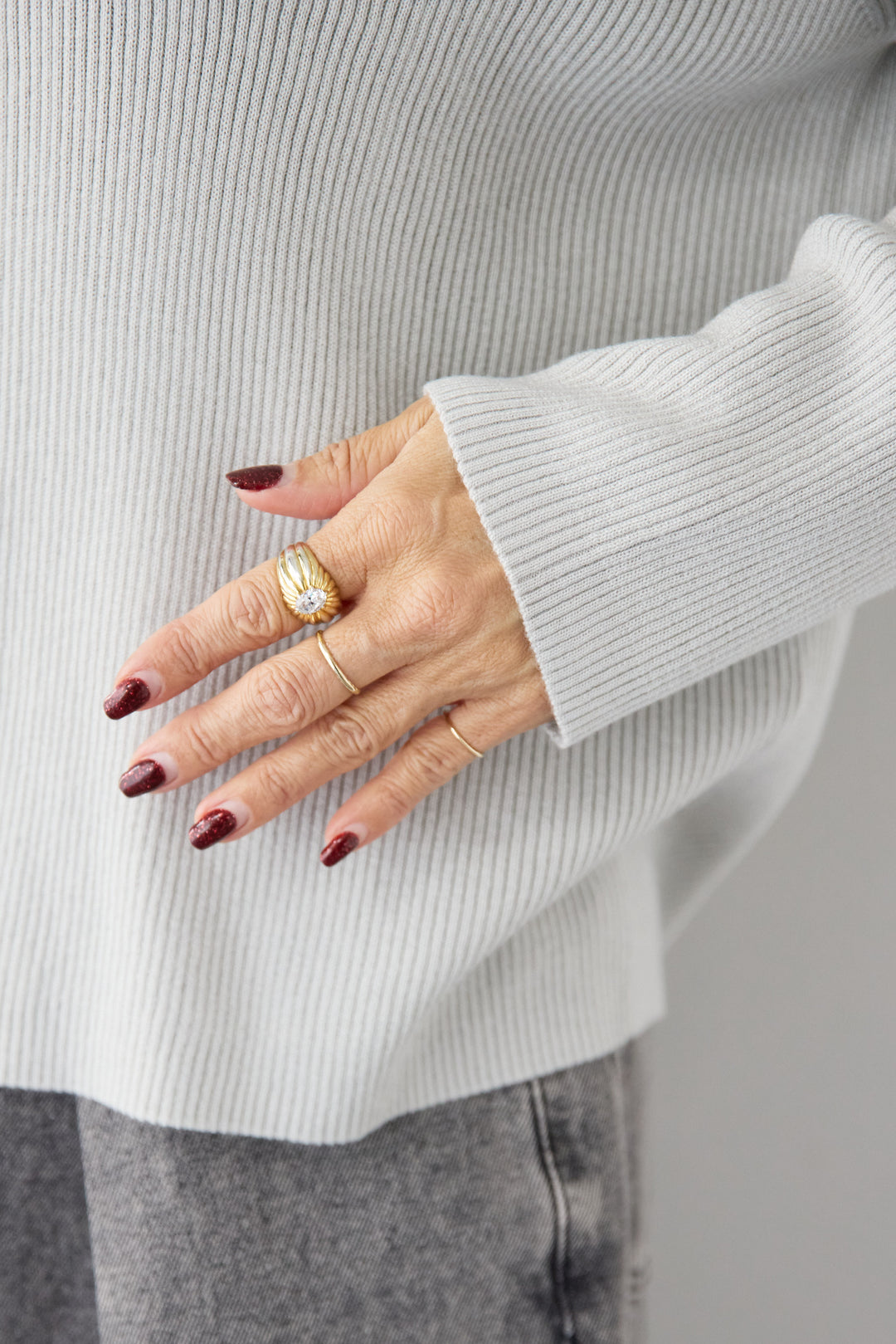 スキッパーカラーリブニット