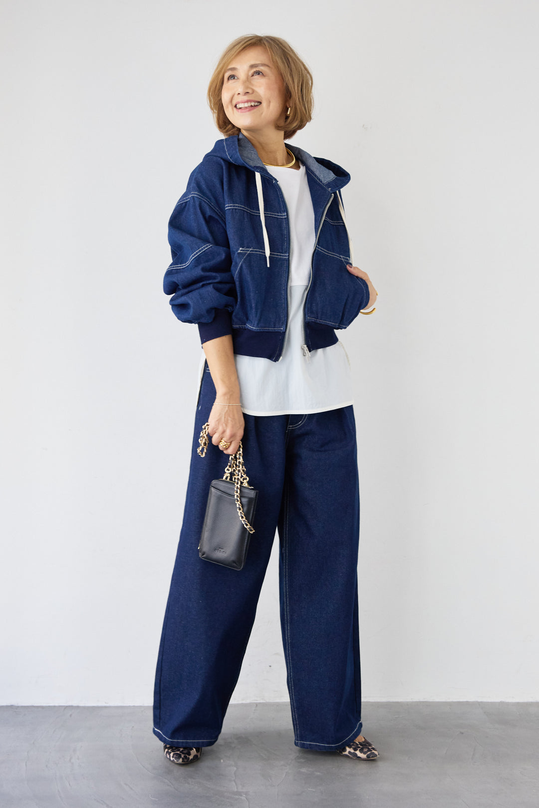 デニムタックカーブパンツ