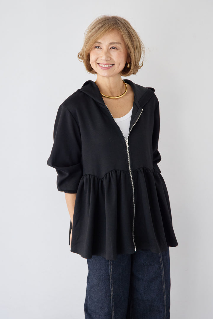 ペプラムフレアパーカー
