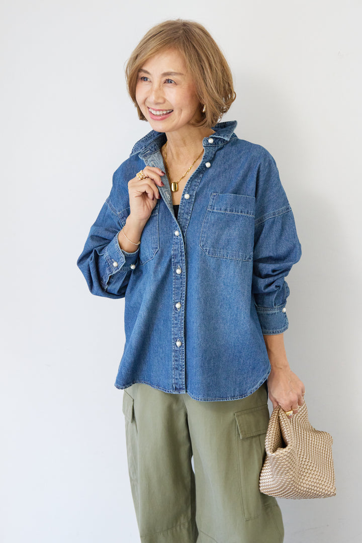 パールボタンデニムシャツ