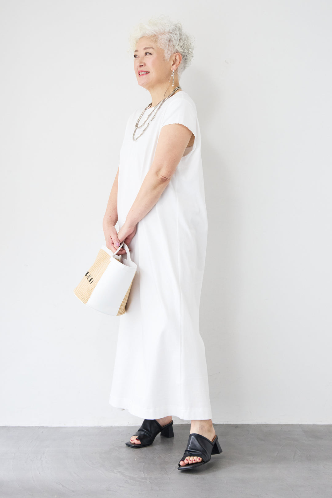 フレンチスリーブTワンピース