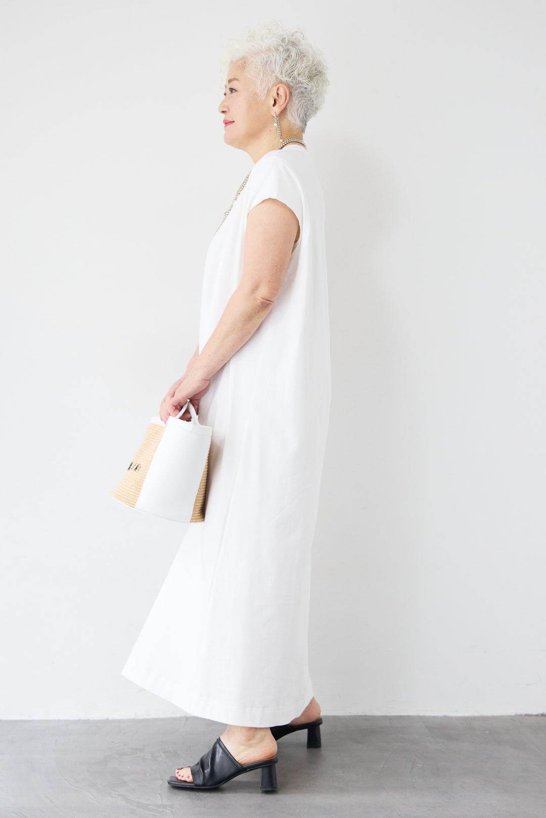 フレンチスリーブTワンピース