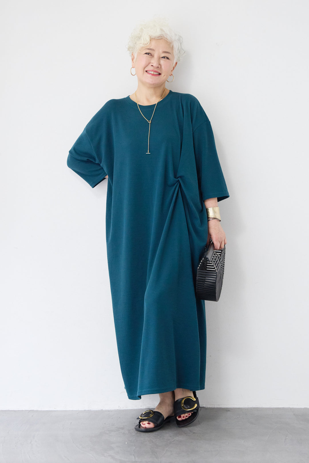 ツイストデザインワンピース