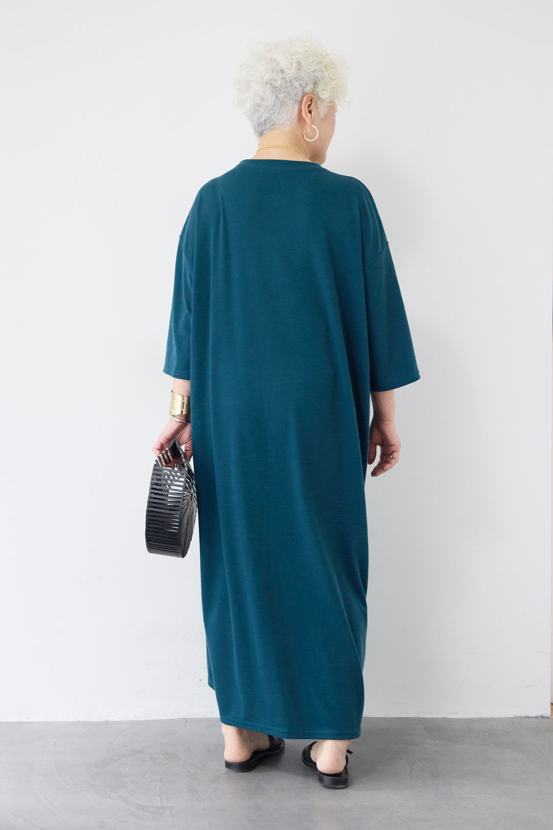 ツイストデザインワンピース