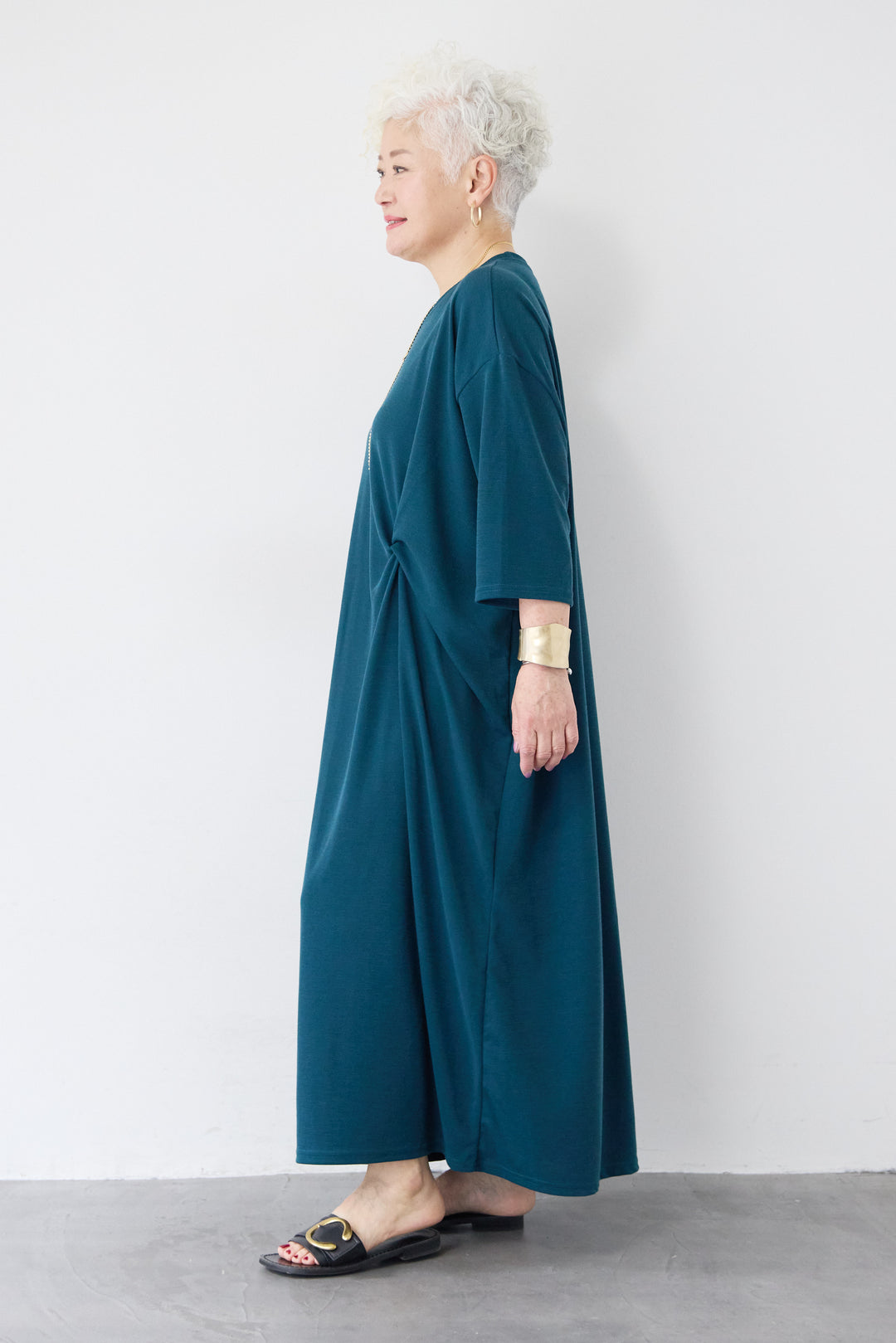 ツイストデザインワンピース