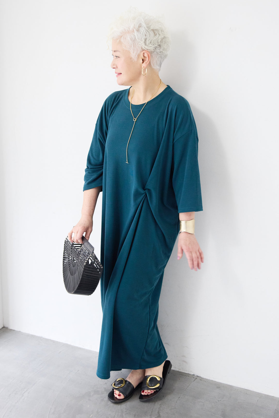 ツイストデザインワンピース