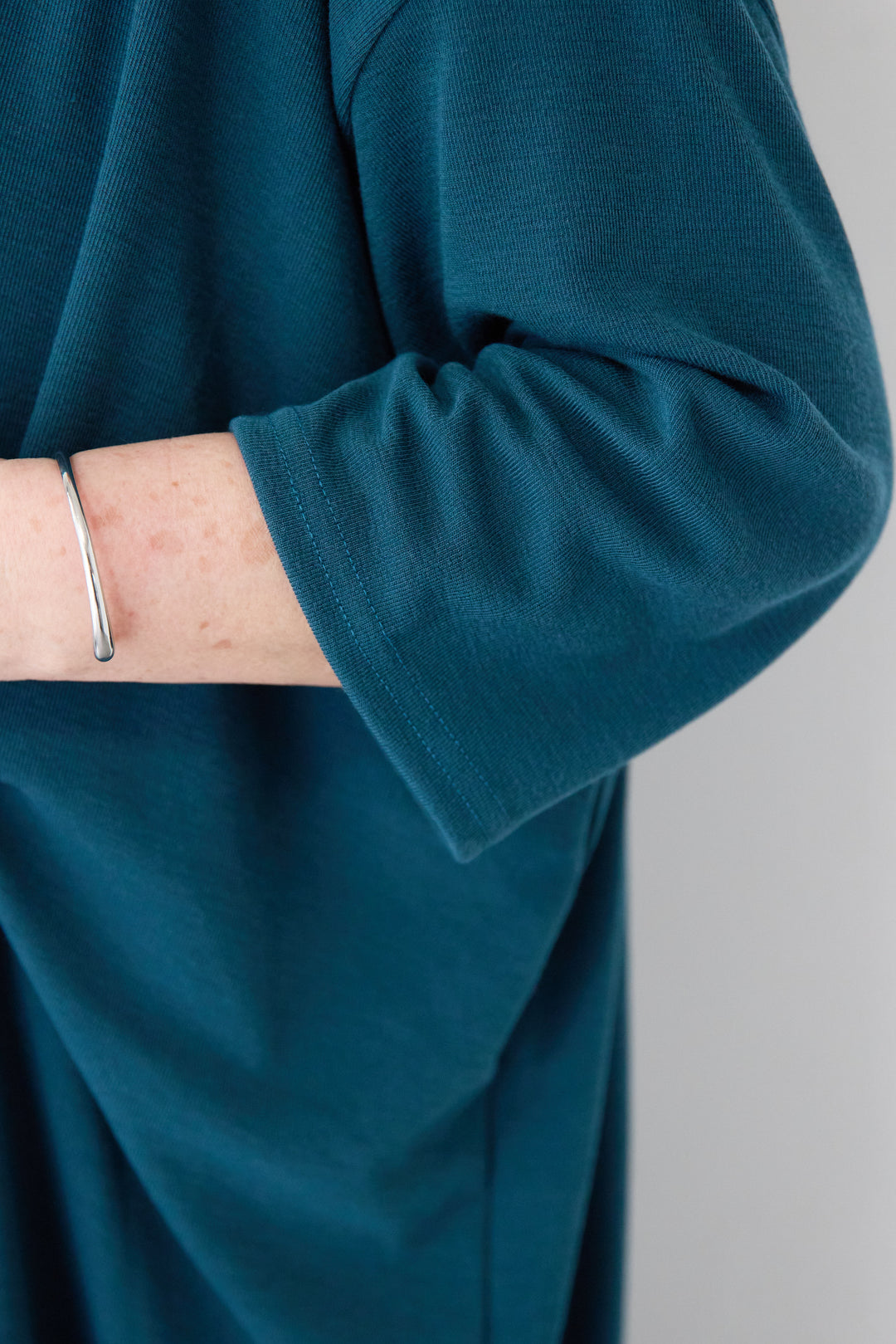 ツイストデザインワンピース