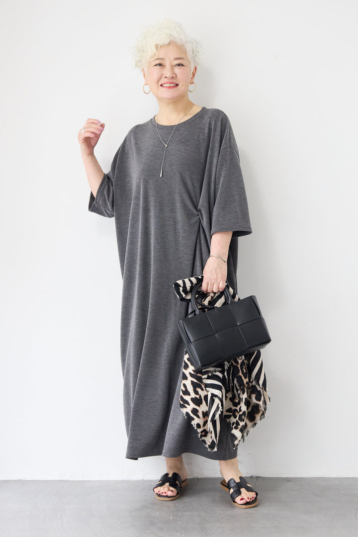 ツイストデザインワンピース