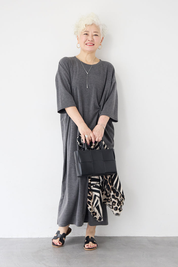 ツイストデザインワンピース