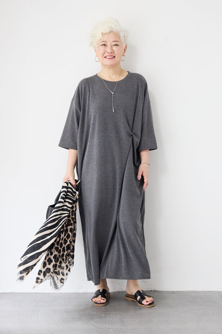 ツイストデザインワンピース