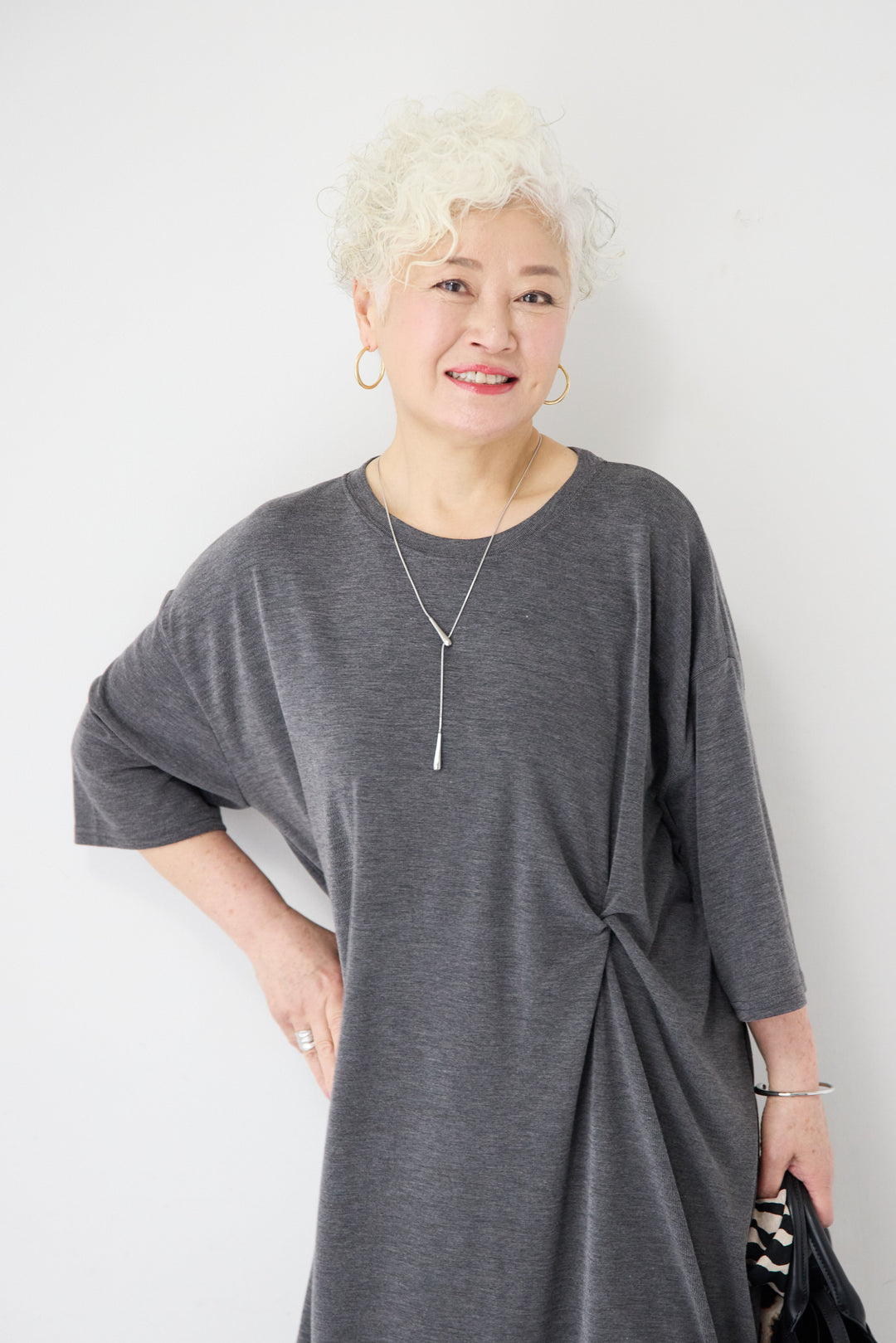 ツイストデザインワンピース