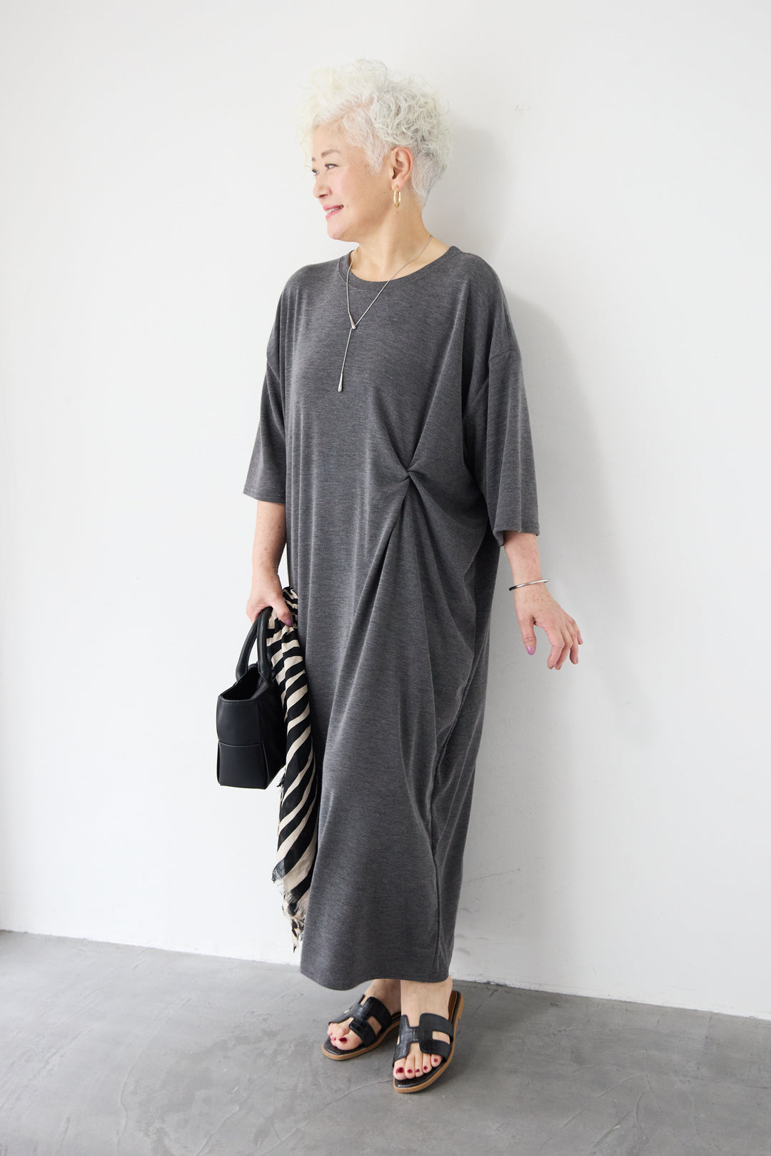 ツイストデザインワンピース