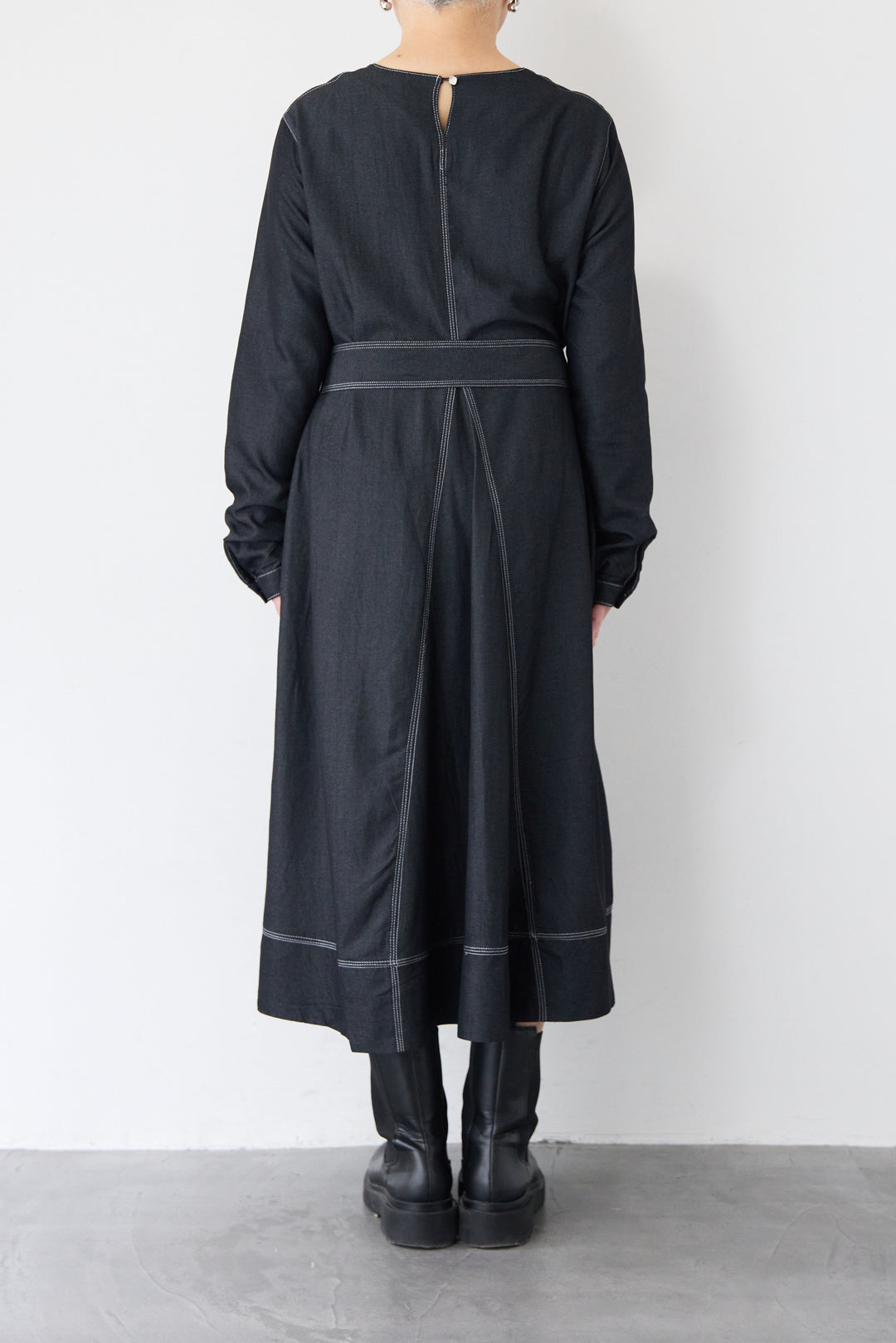 ソフトデニムステッチワンピース