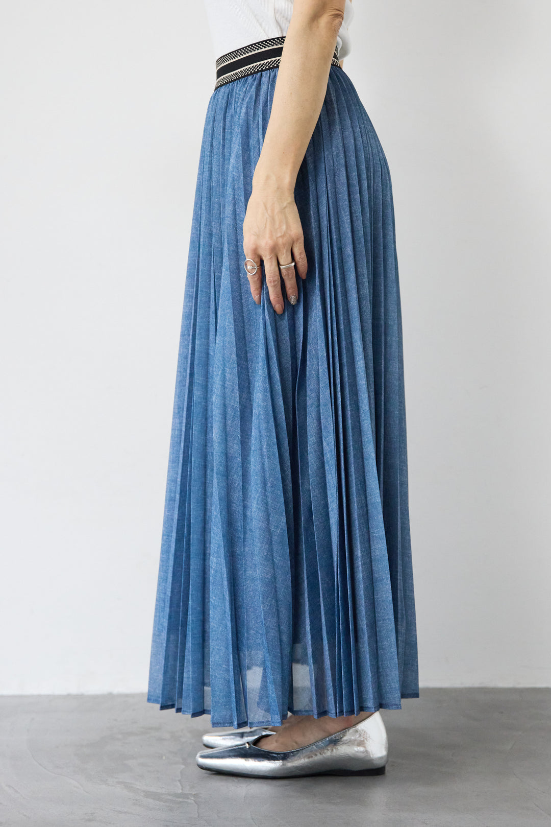 シアーデニムプリーツスカート