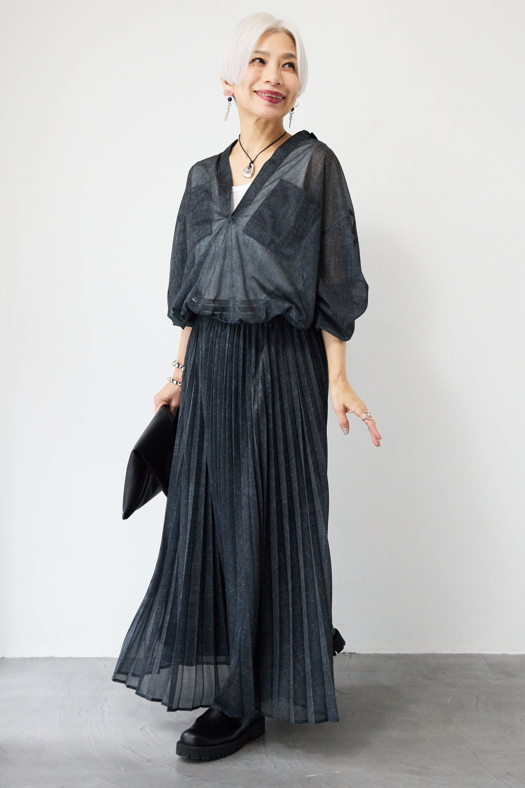 シアーデニムプリーツスカート