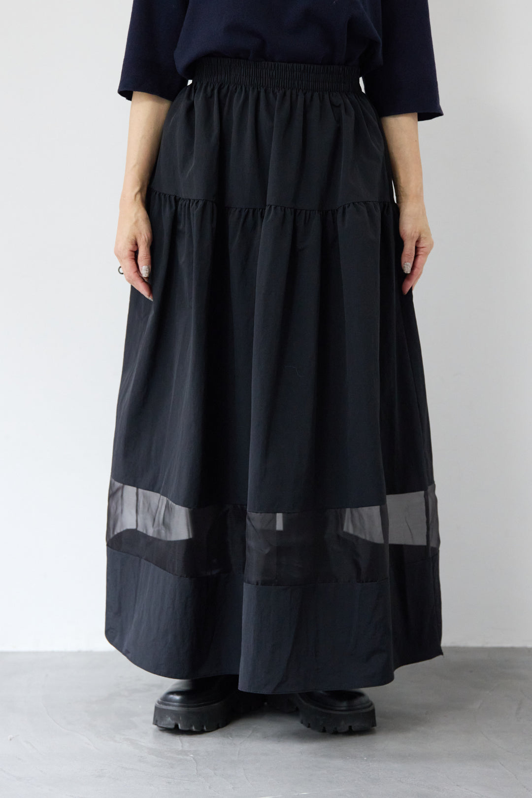 裾シアーデザインフレアスカート