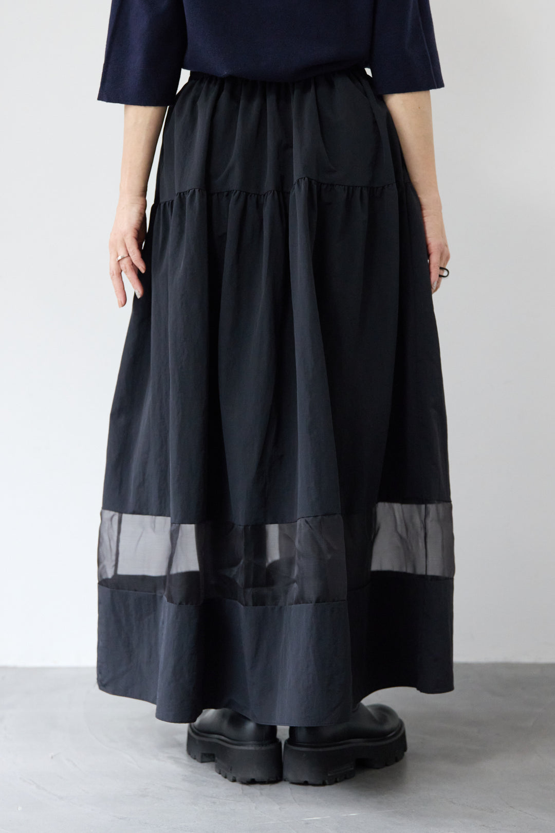 裾シアーデザインフレアスカート