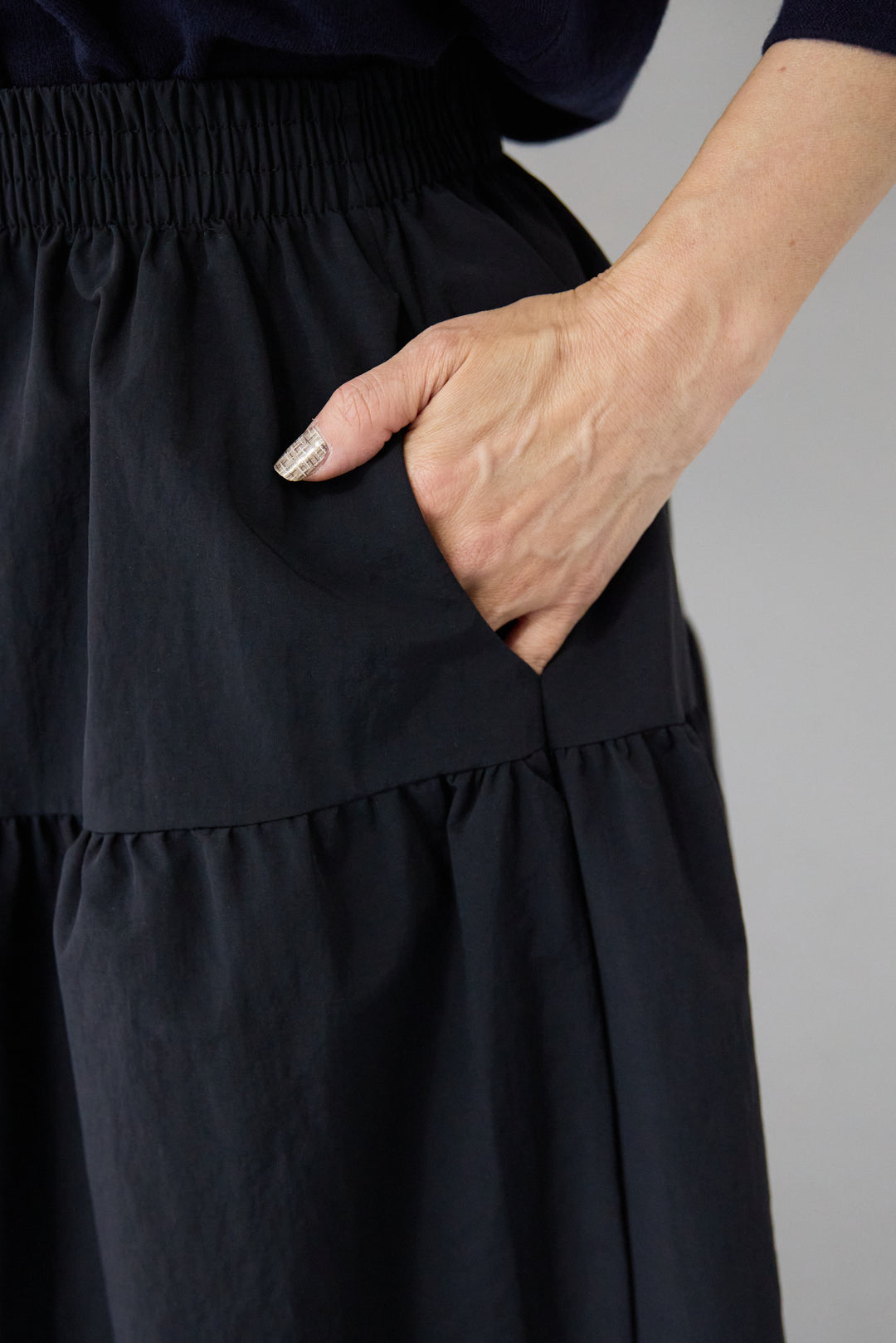 裾シアーデザインフレアスカート