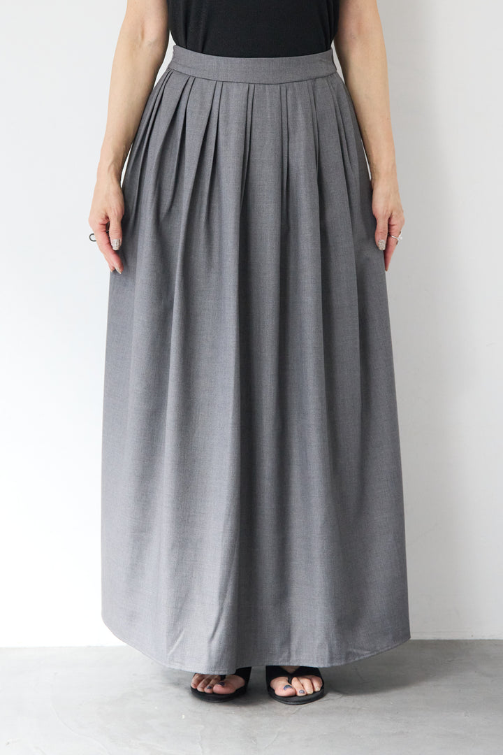 ボリュームタックフレアスカート