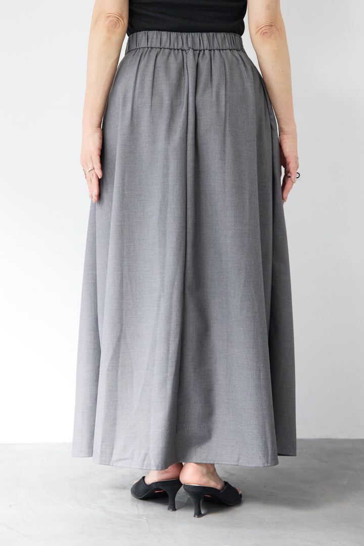 ボリュームタックフレアスカート