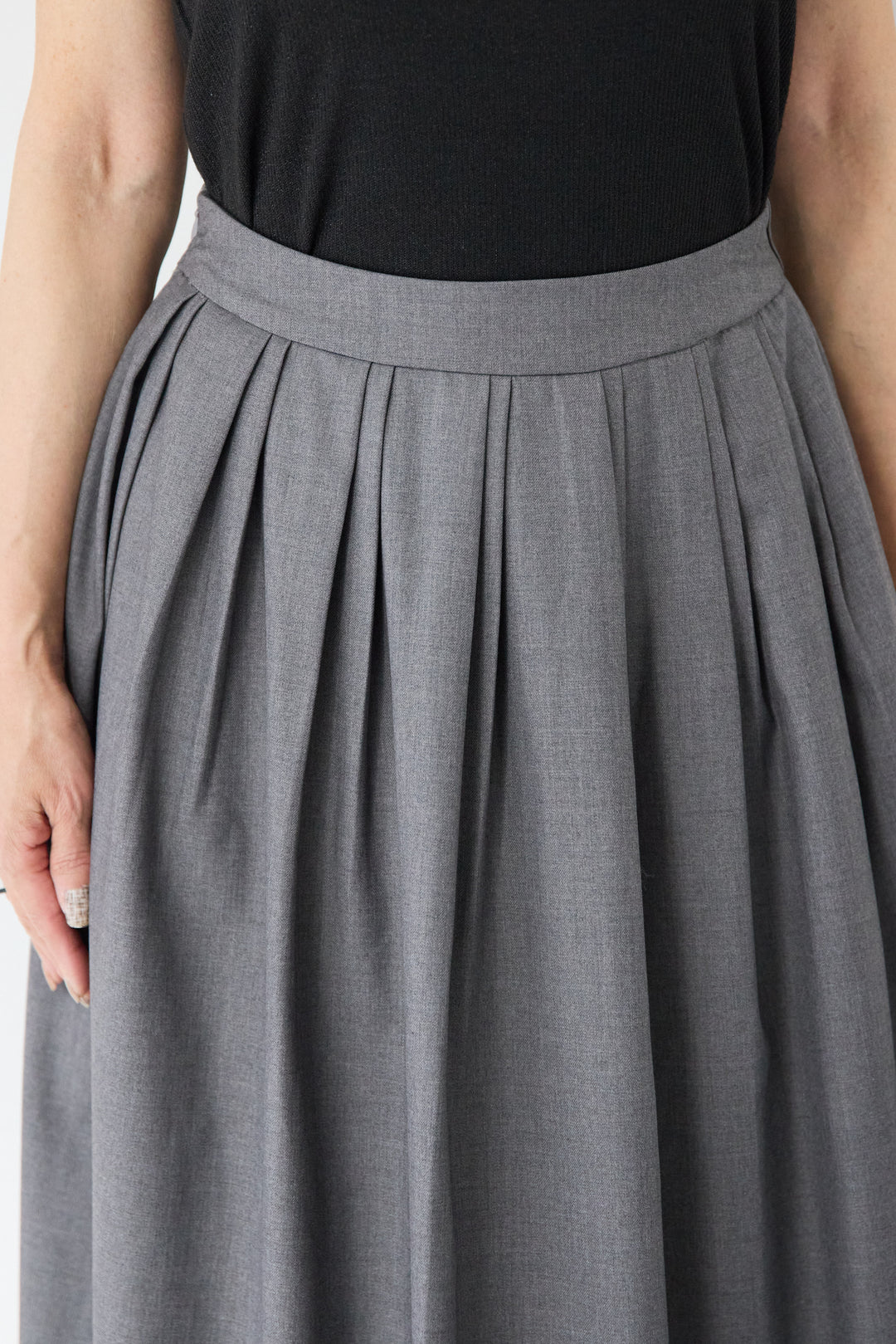 ボリュームタックフレアスカート