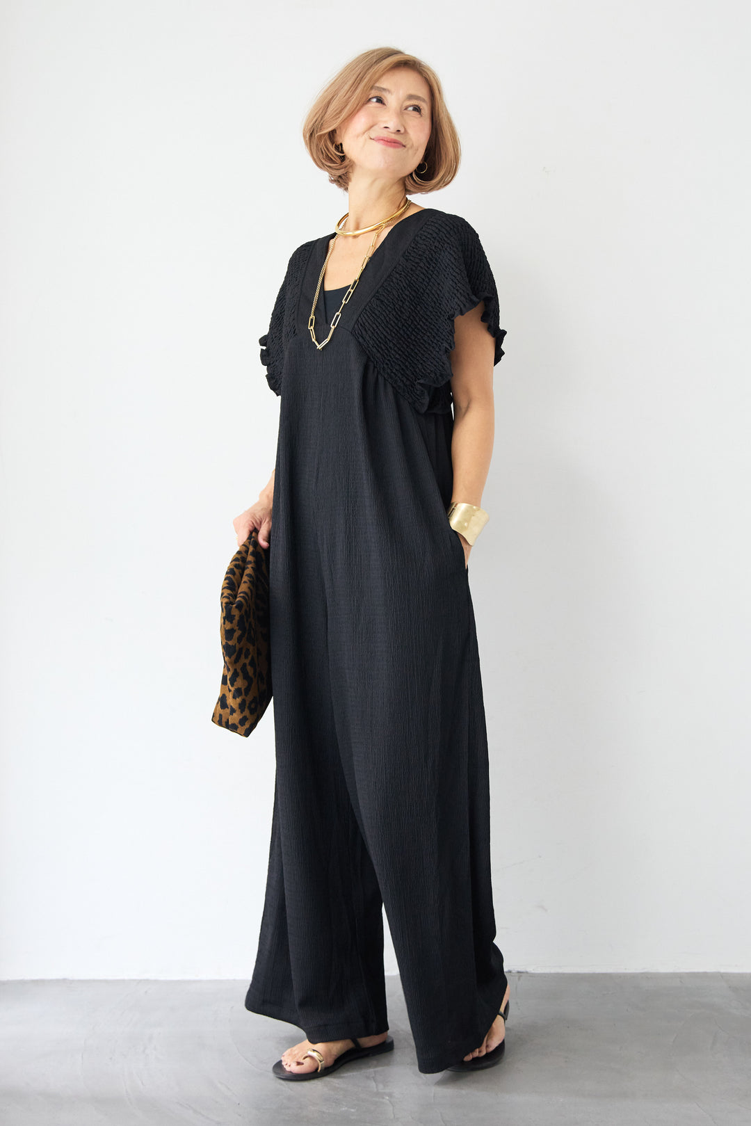 ふくれジャガード シャーリングサロペット