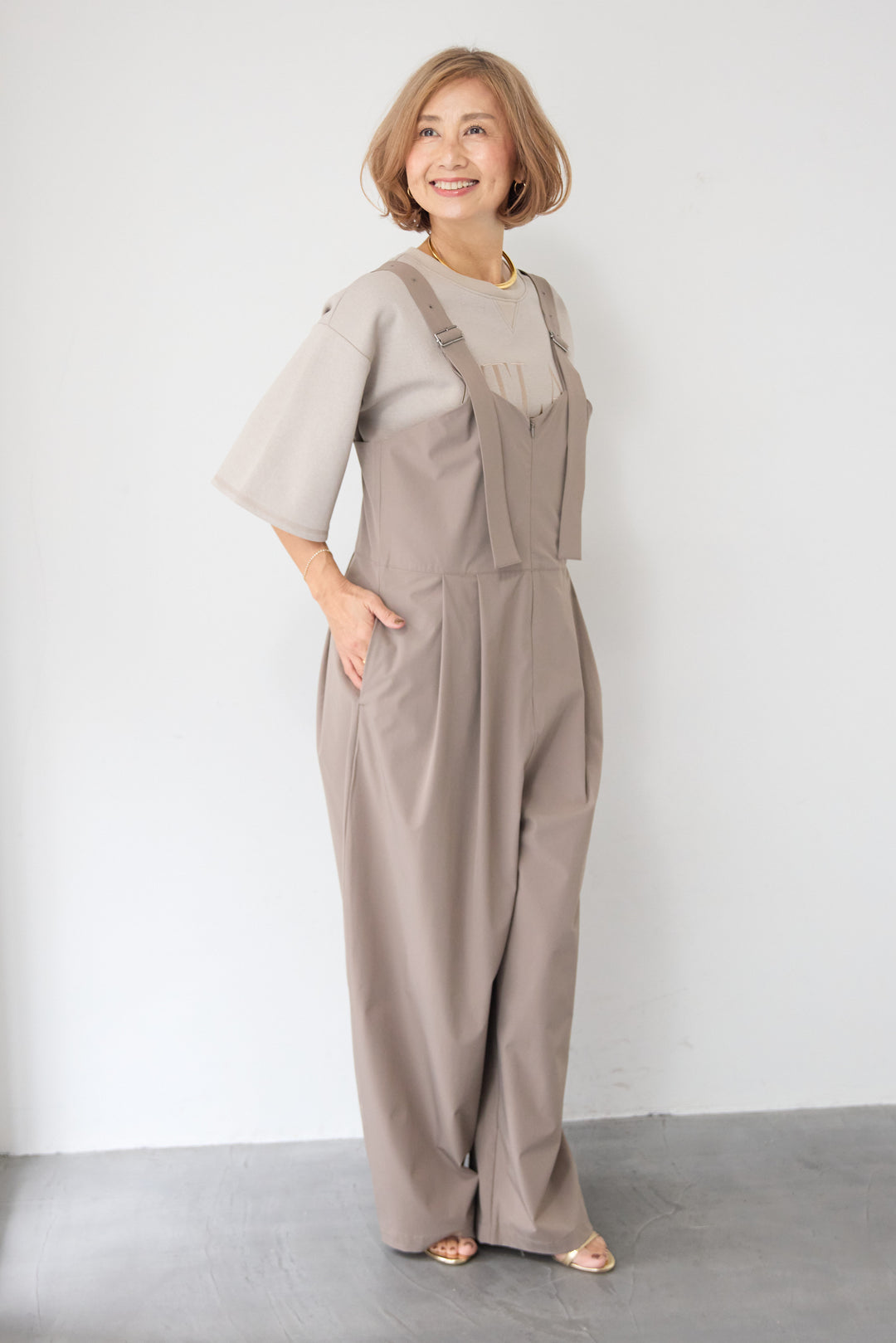 [SET]【セットアップ対応】刺繍ロゴ 5分袖スウェットプルオーバー+【接触冷感】ベルトサロペットパンツ(2set)