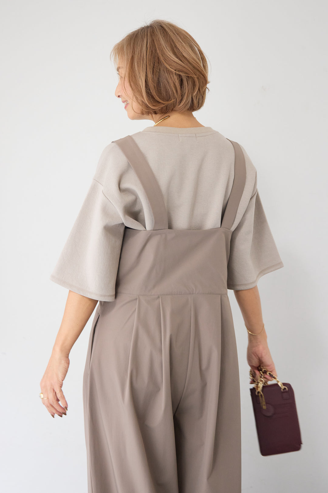 [SET]【セットアップ対応】刺繍ロゴ 5分袖スウェットプルオーバー+【接触冷感】ベルトサロペットパンツ(2set)