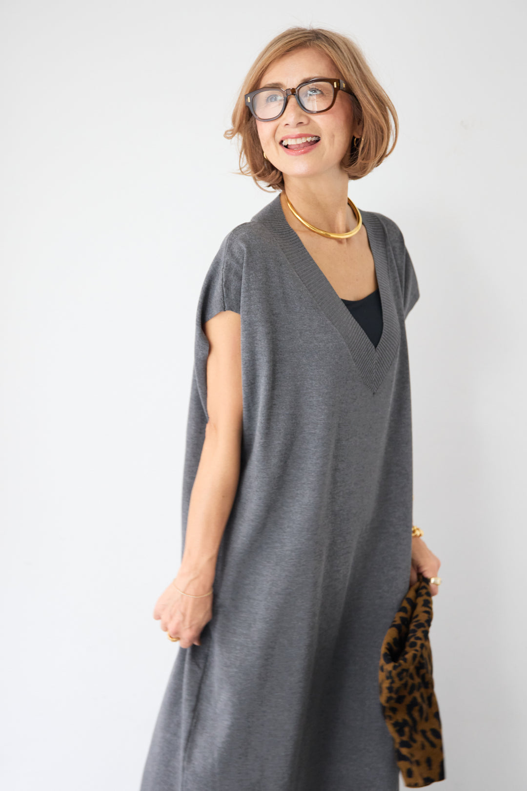 深Vネック サイドスリット ニットロングワンピース