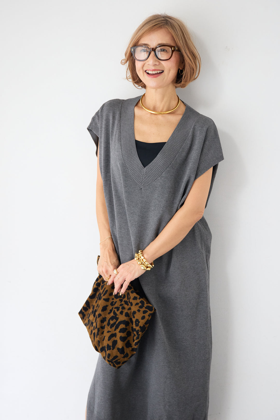 深Vネック サイドスリット ニットロングワンピース