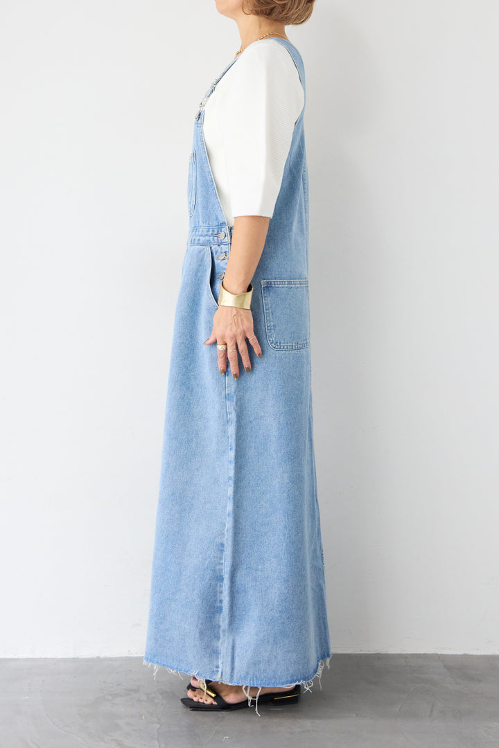 マキシ丈デニムサロペットスカート