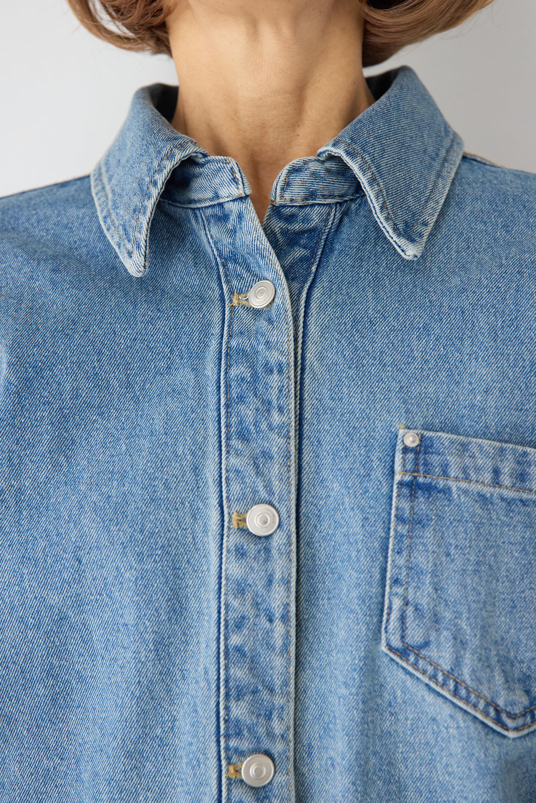 ワイドシルエット・デニムシャツジャケット