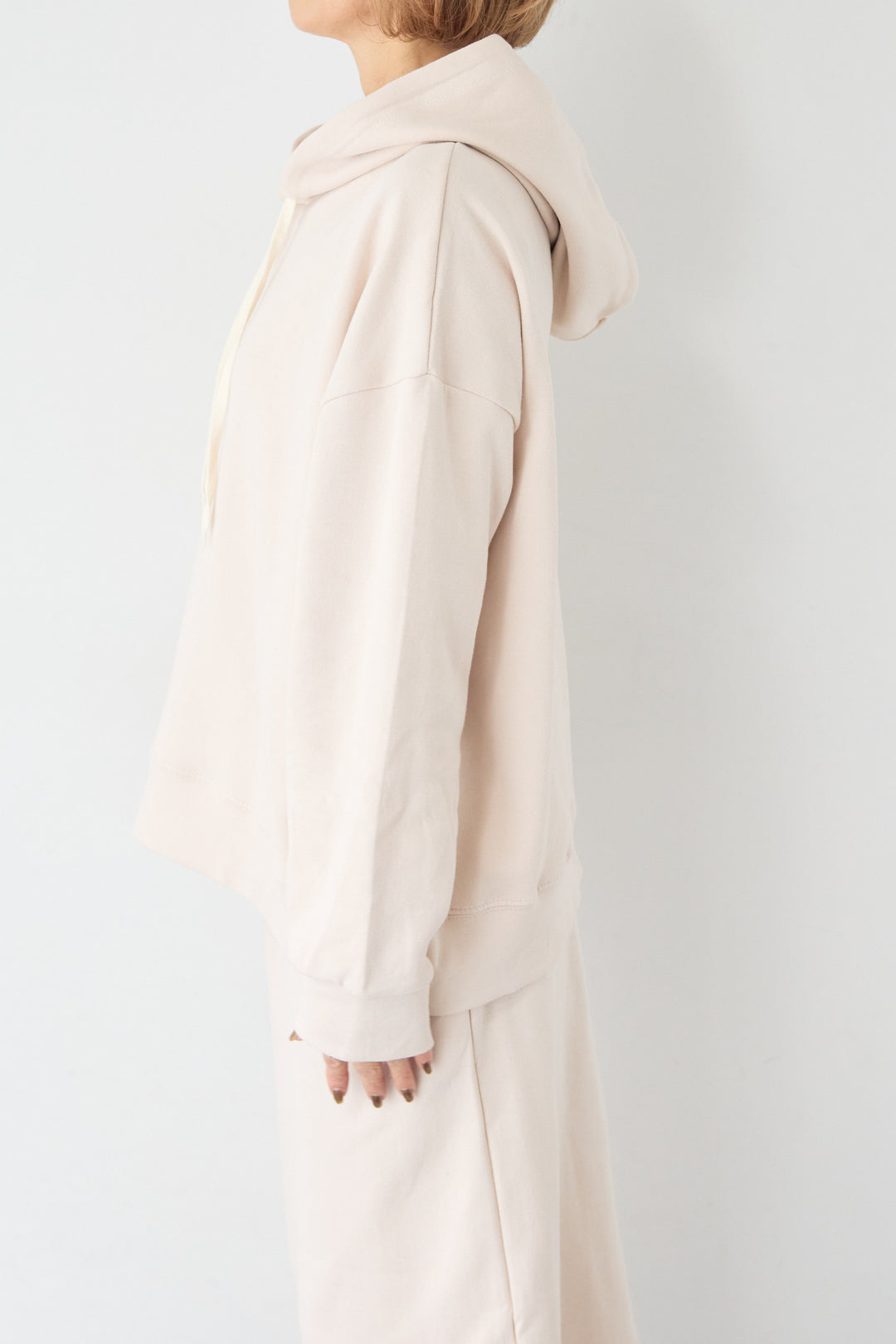 [SET]フーディパーカー＆タイトスカート セットアップ+シルキーエリュール レースキャミソール(2set)