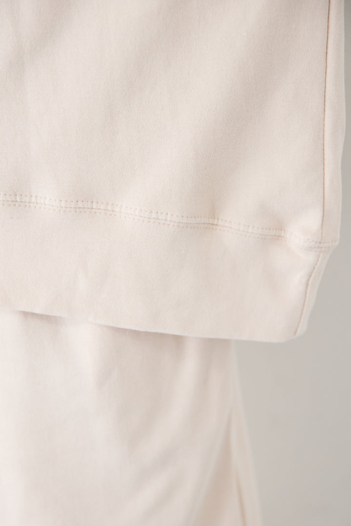 フーディパーカー＆タイトスカート セットアップ