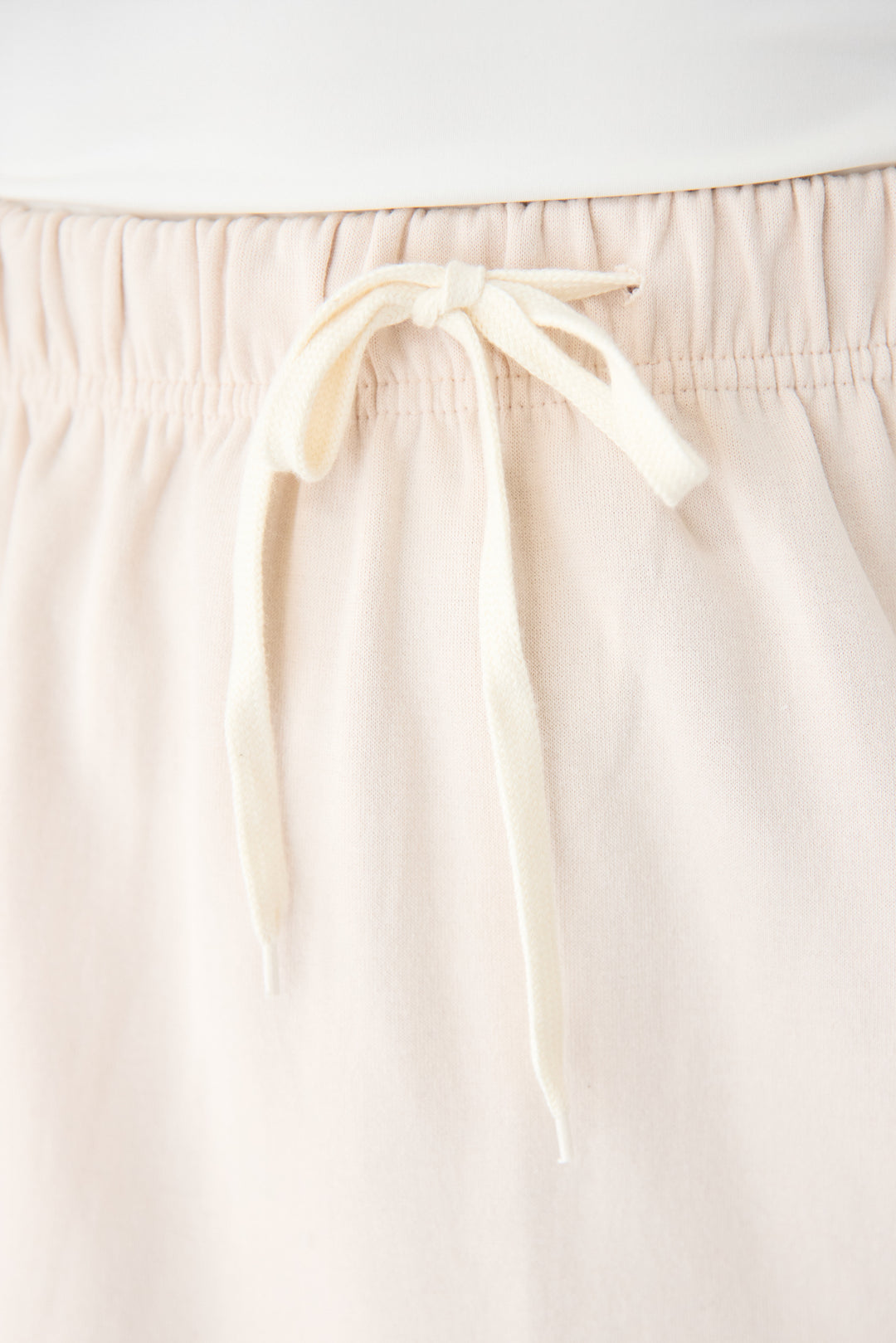 [SET]フーディパーカー＆タイトスカート セットアップ+シルキーエリュール レースキャミソール(2set)