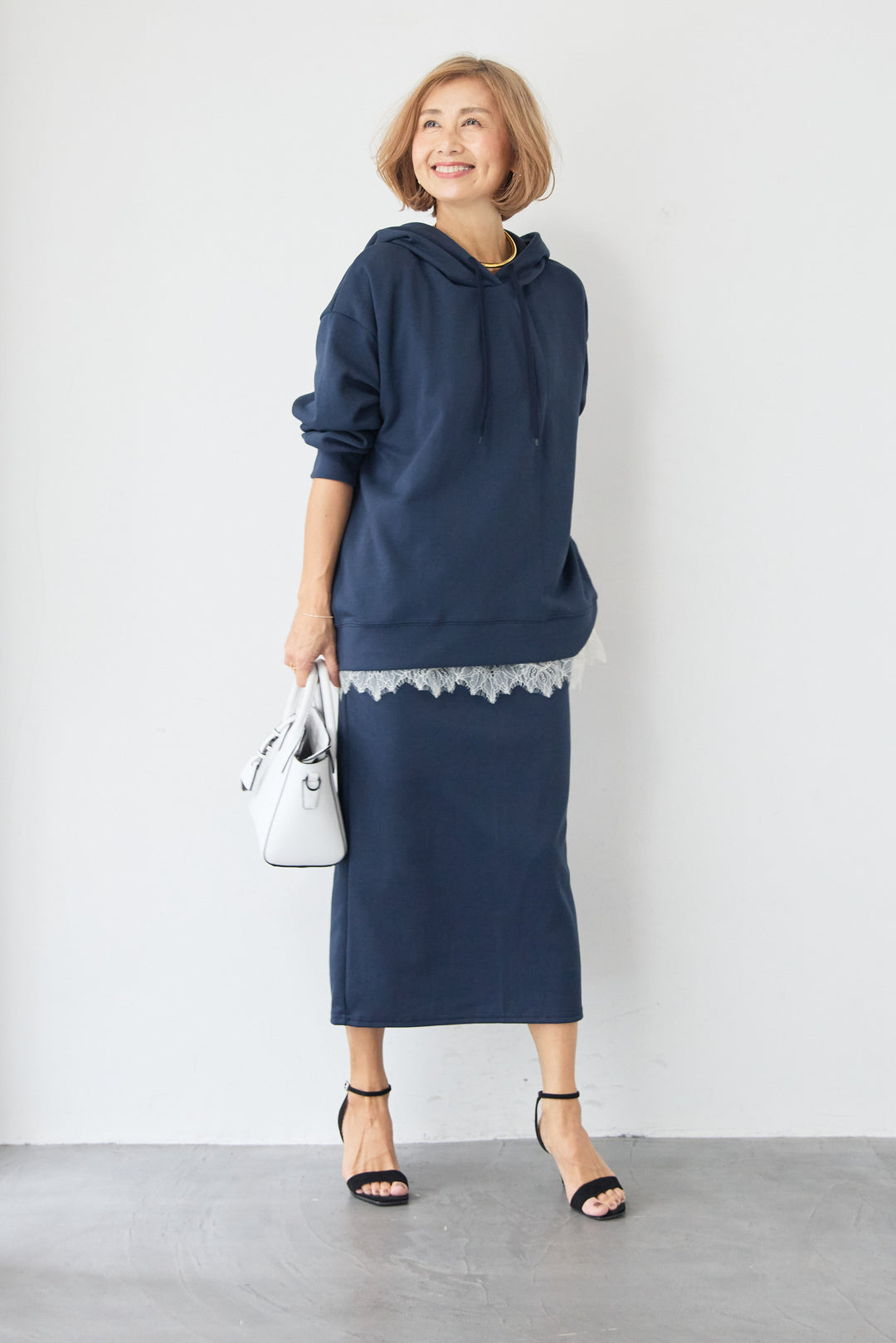 [SET]フーディパーカー＆タイトスカート セットアップ+シルキーエリュール レースキャミソール(2set)