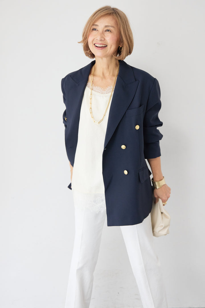 金ボタン ダブルブレストブレザー