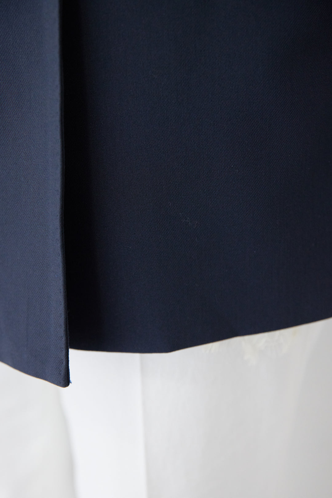 金ボタン ダブルブレストブレザー