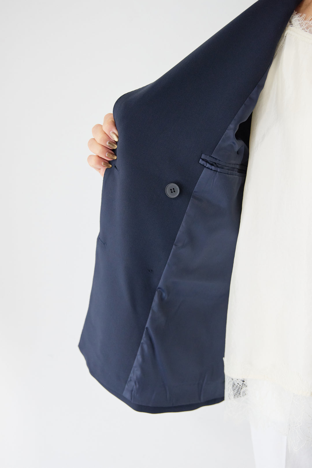 金ボタン ダブルブレストブレザー