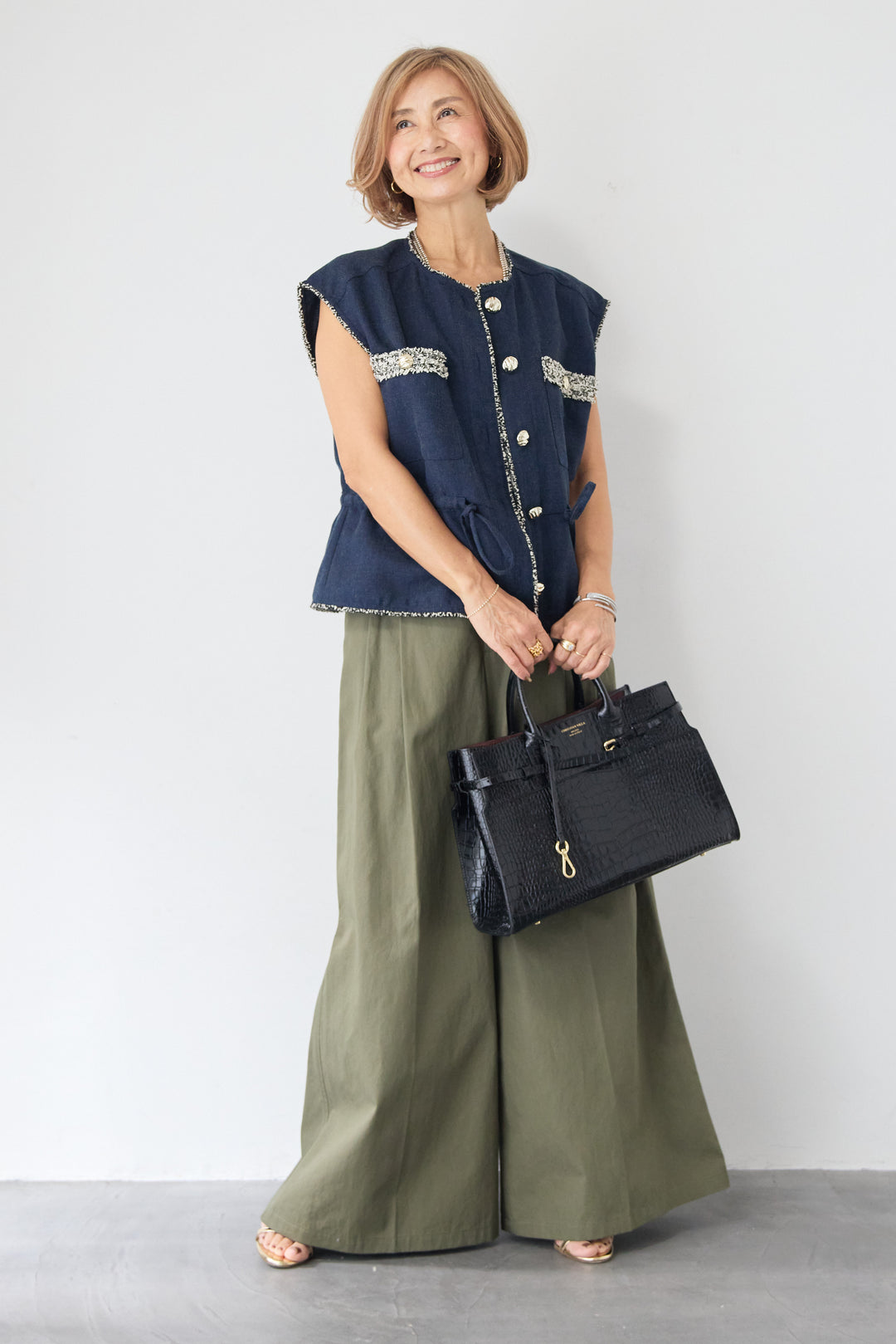 ハイウエスト タックワイドパンツ