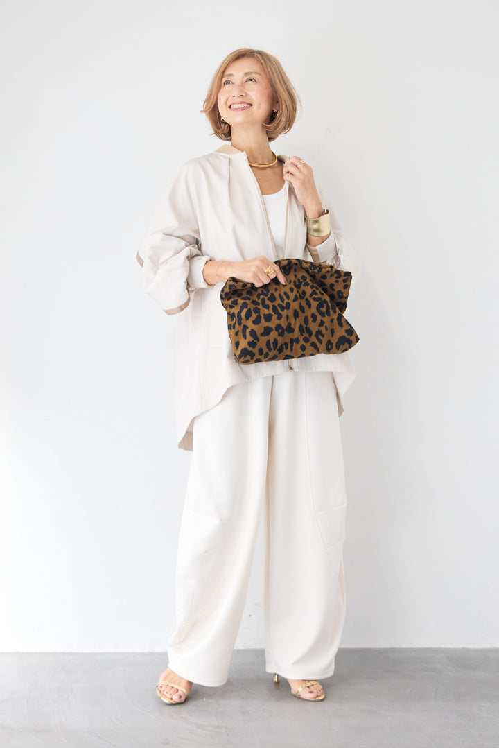 バックフレア 切替ジップアップブルゾン