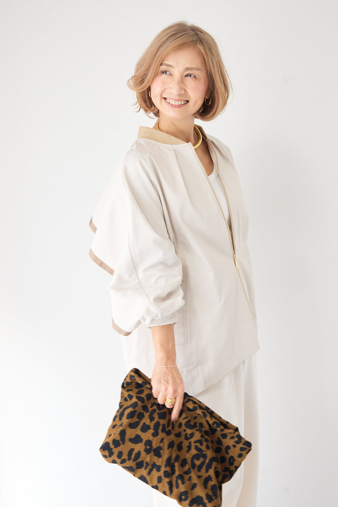 バックフレア 切替ジップアップブルゾン