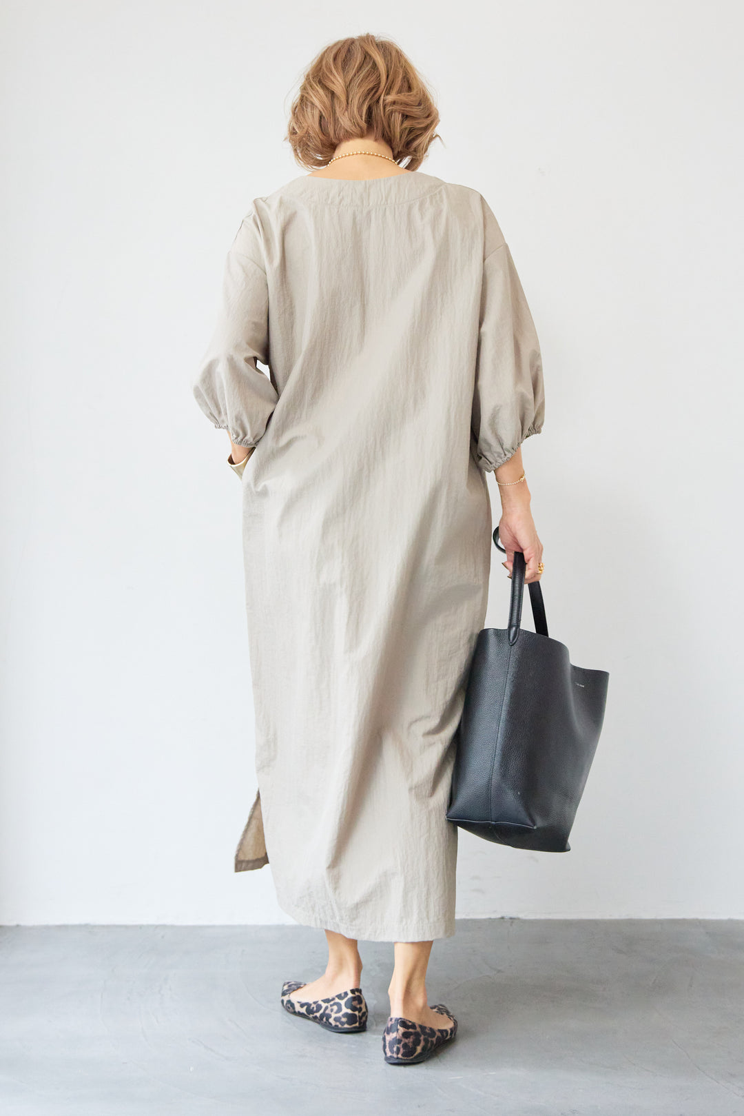 ワッシャー加工 Vネック パフスリーブ ロングワンピース