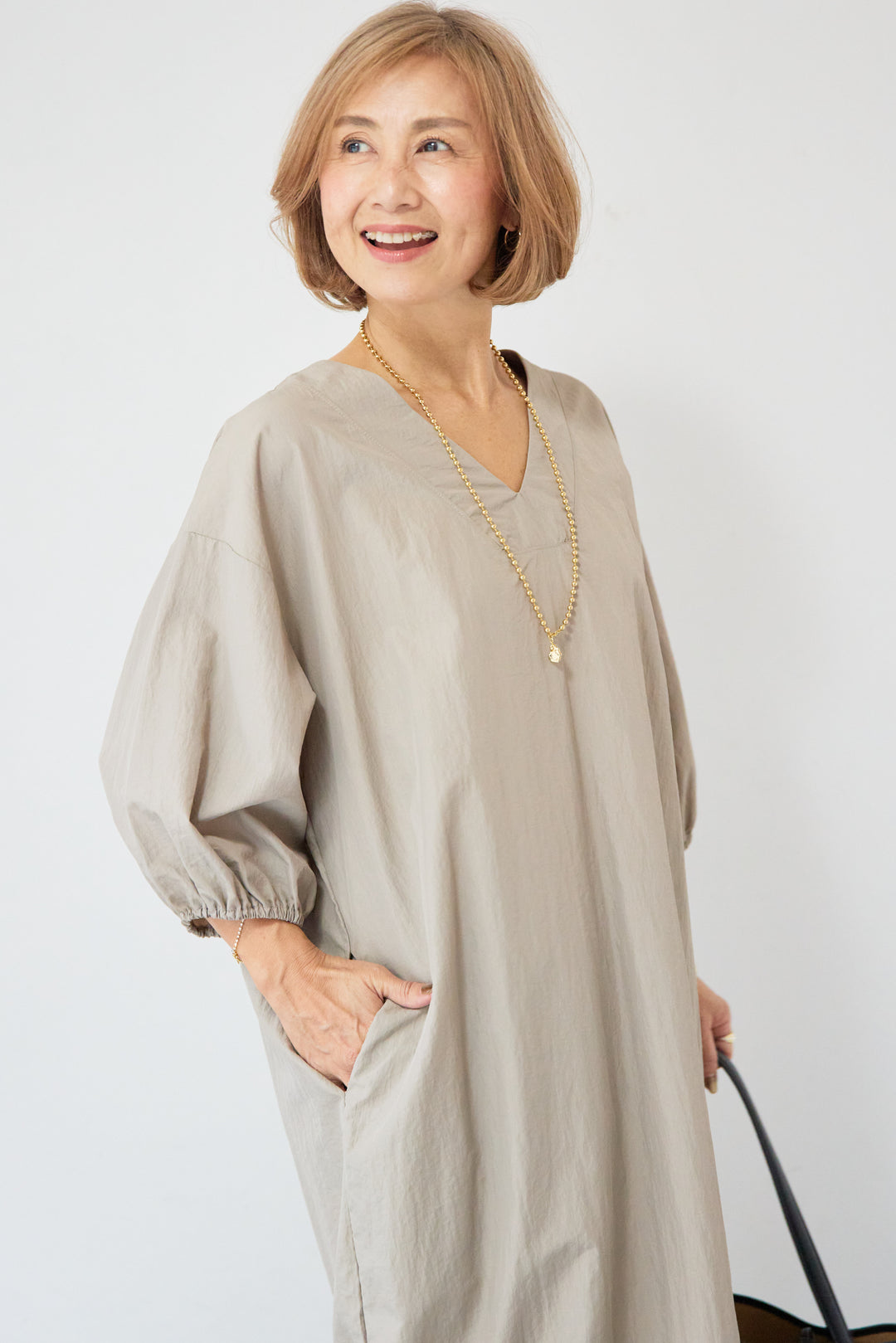 ワッシャー加工 Vネック パフスリーブ ロングワンピース