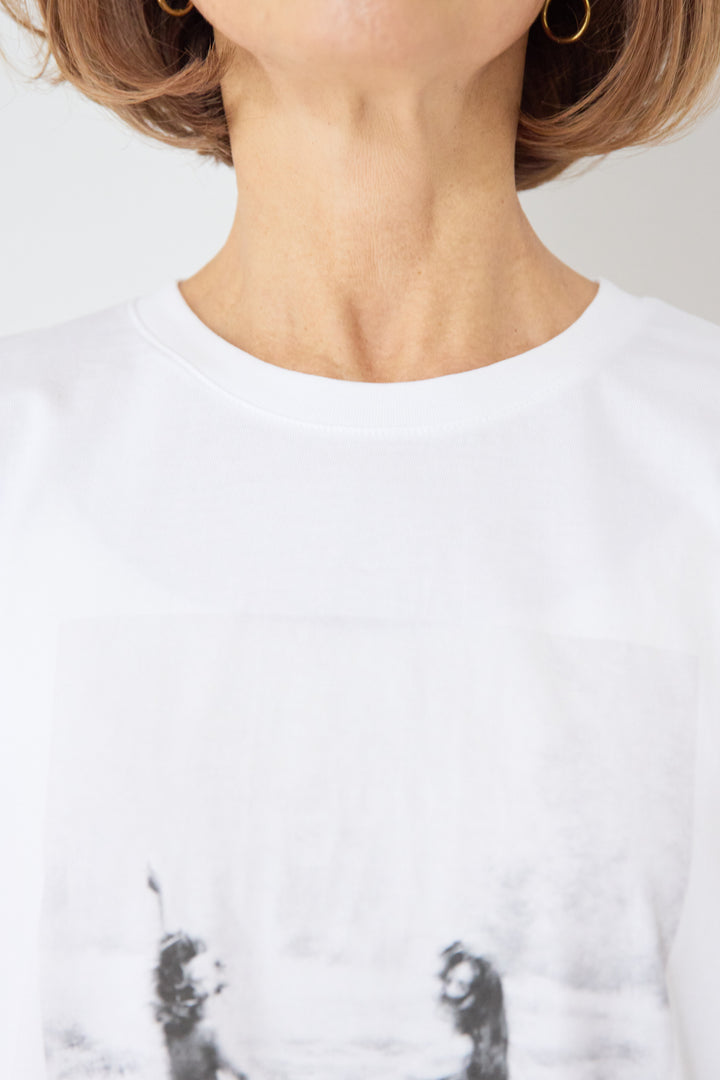 プリント クルーネック コットンTシャツ