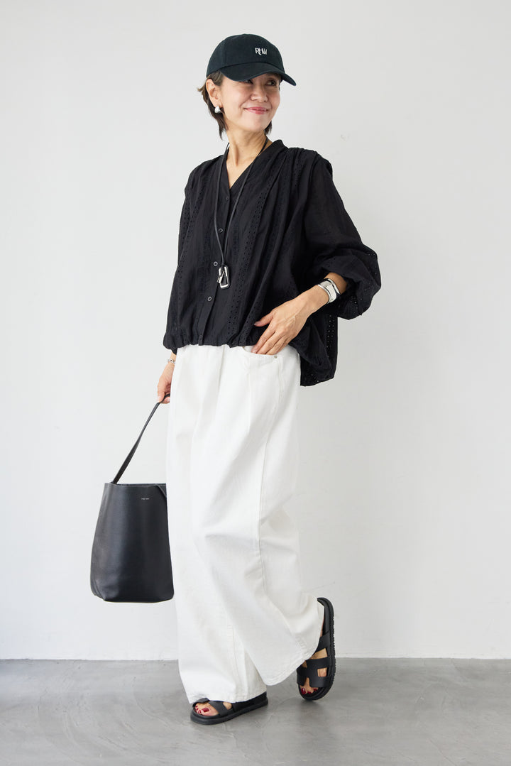 Vネックカットレースブラウス