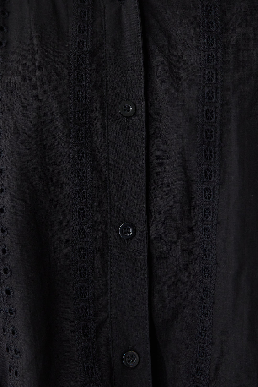 Vネックカットレースブラウス