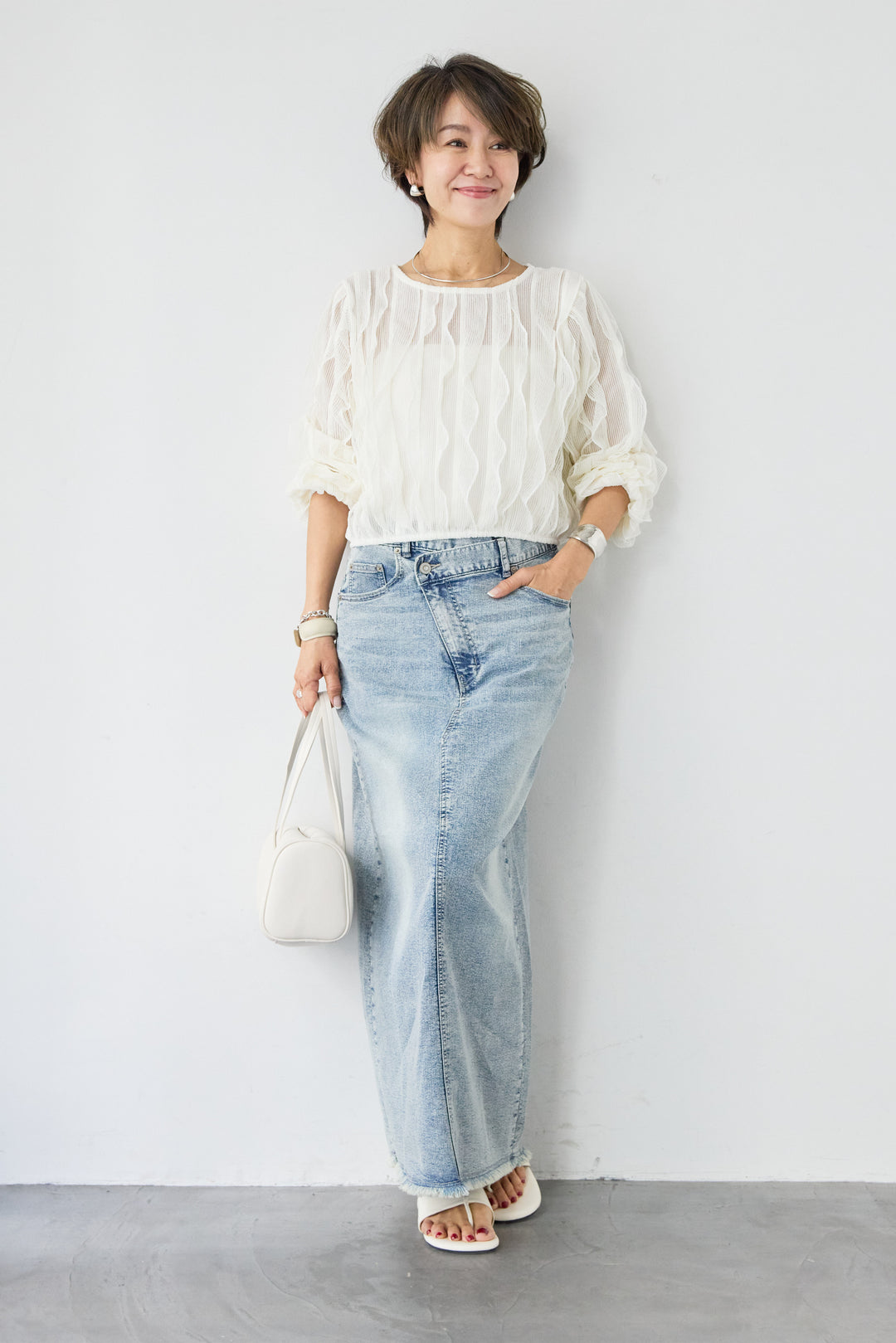 ウエービーレースブラウス
